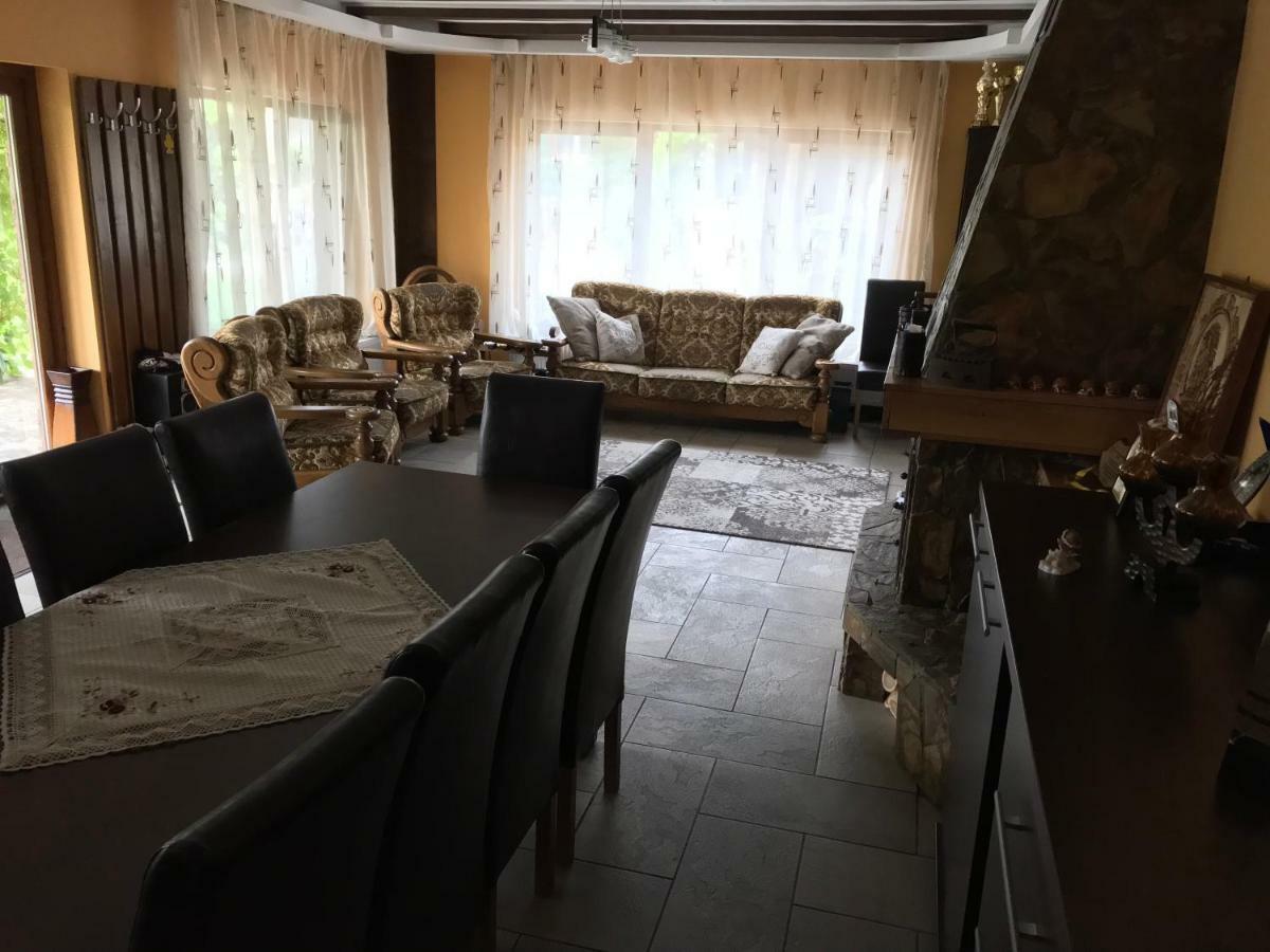 Pensiunea Raiul Muntilor Sebiş Esterno foto